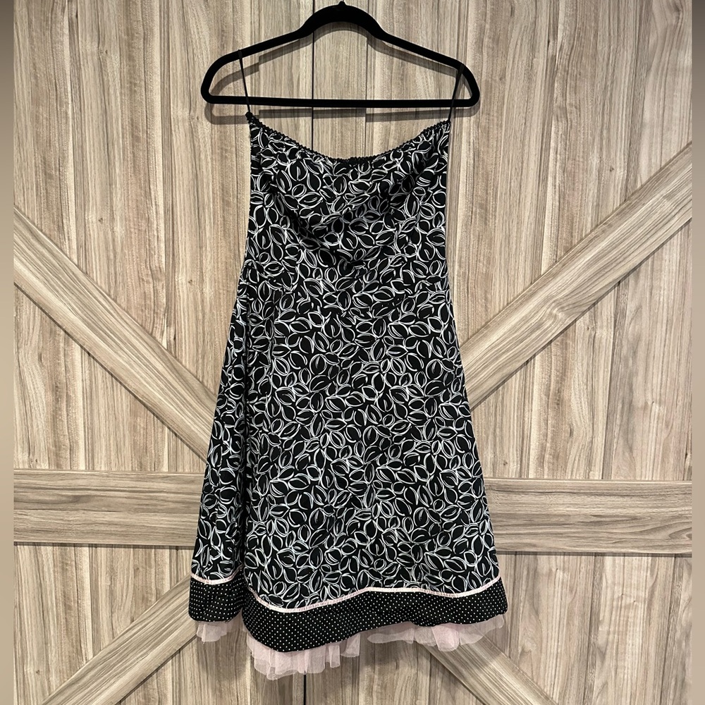 Retro Style Strapless Puffy Party Dress